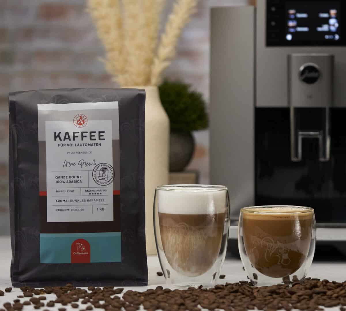 Kraeftiger Kaffee fuer Vollautomaten mit Getraenken und Jura E8